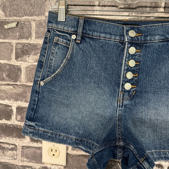 Banana Republic Button-Fly Denim Shorts Medium Wash - Picture 4 of 9